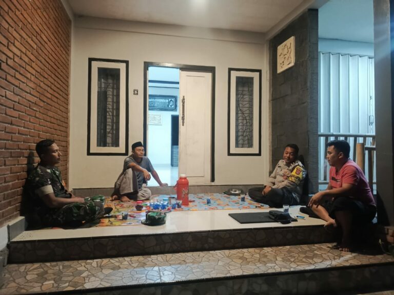 7ff0430e-f0a0-4a4c-b83b-0efc6d34c9eb