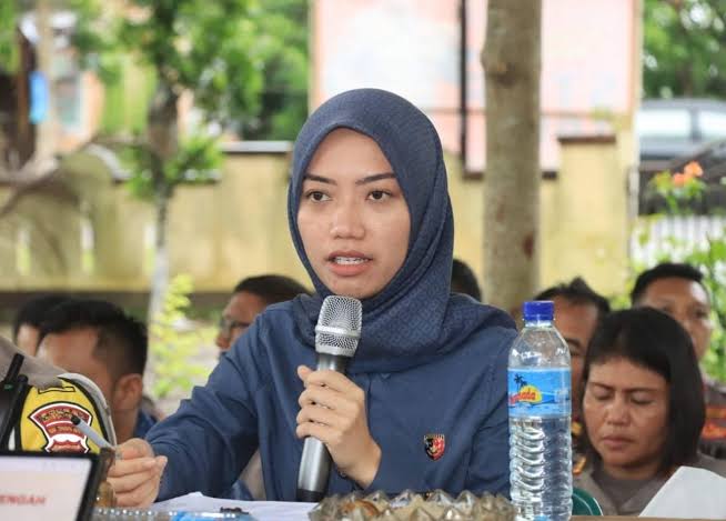 8ed485a5-f2c3-431c-97e6-11a0a974ee09