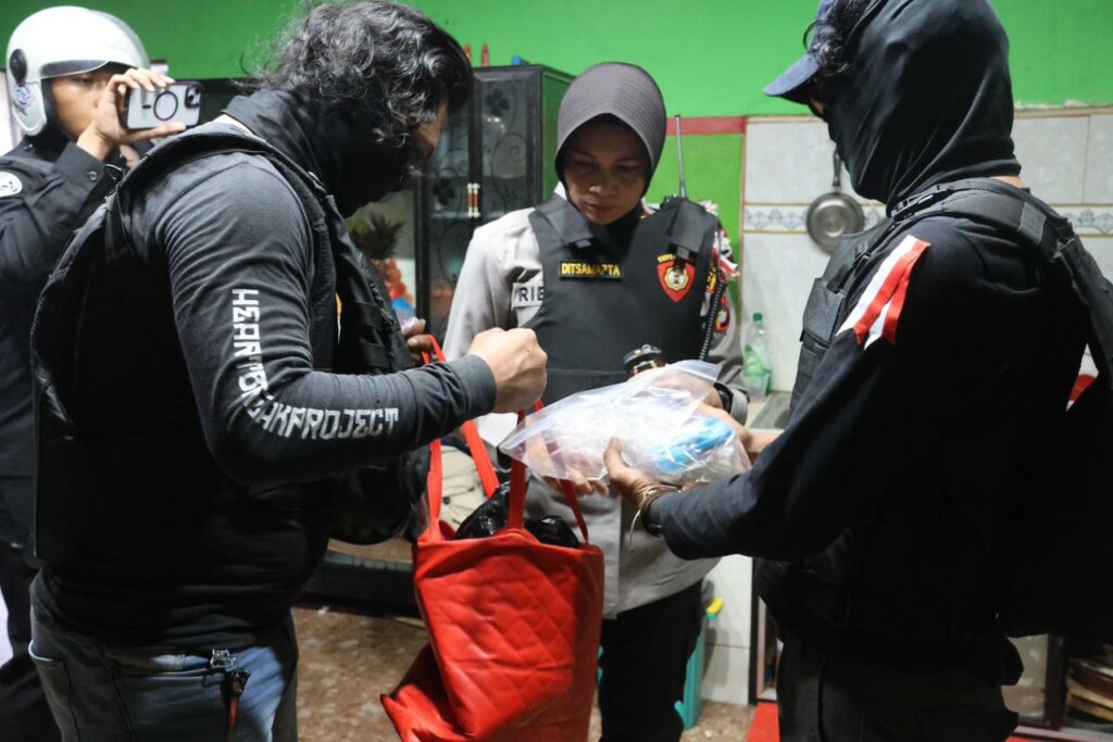 WhatsApp Image 2025-08-27 at 10.06.04