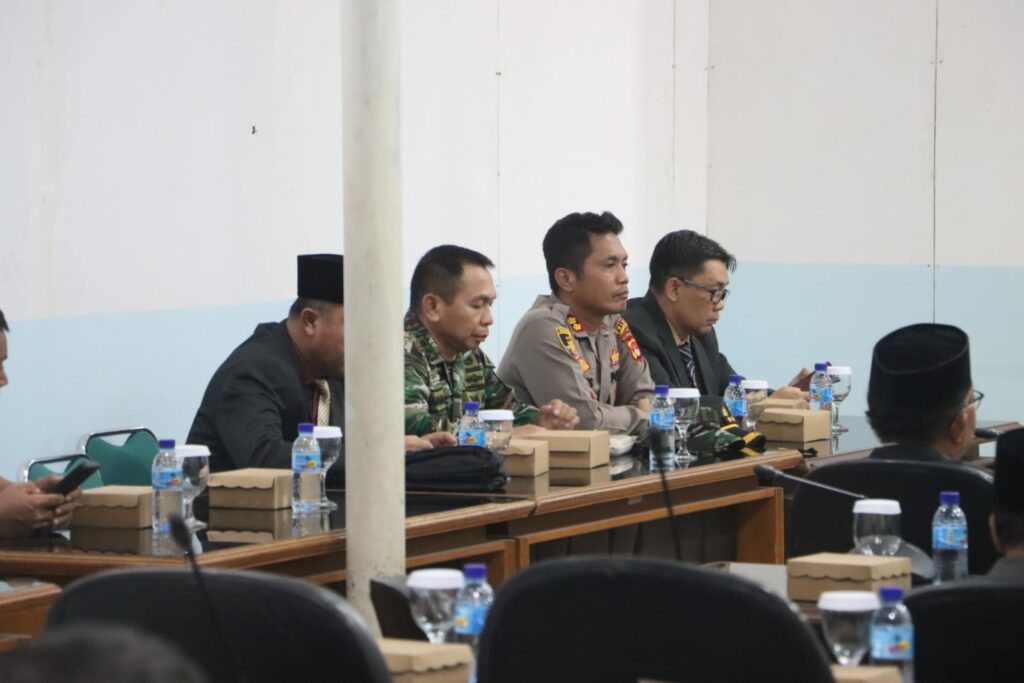 WhatsApp Image 2025-08-29 at 21.00.44 (1)