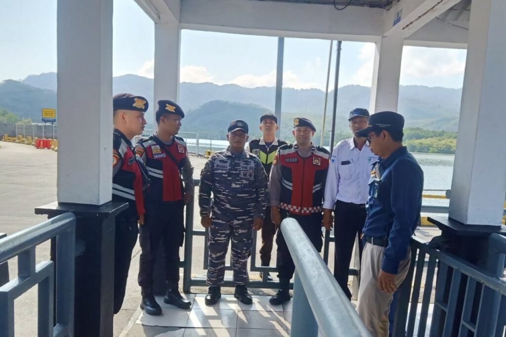 Inovasi KEMOS dan Layanan 110 Dukung Patroli Keamanan Polres Lombok Barat di Lembar