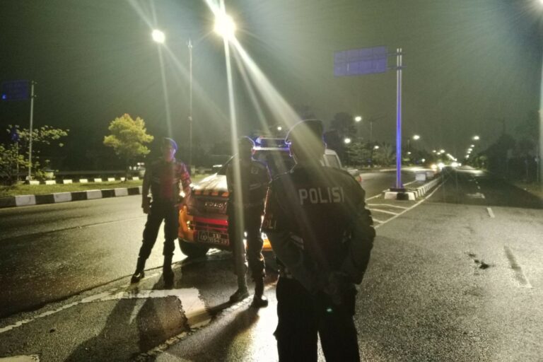 Polres Lombok Barat Intensifkan Patroli Blue Light di Jalur Baypass BIL II