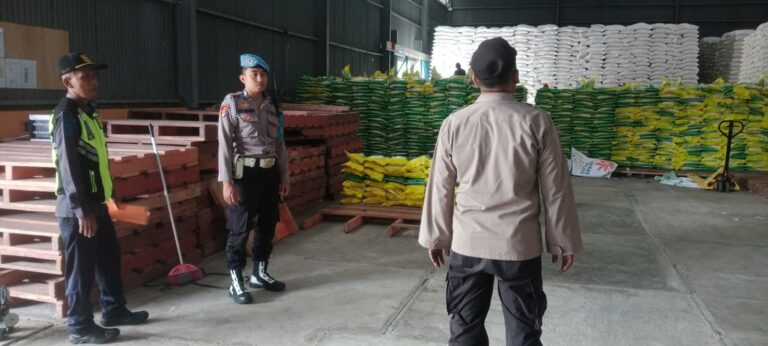 Polsek Lembar Perkuat Pengamanan Objek Vital di Desa Lembar Selatan