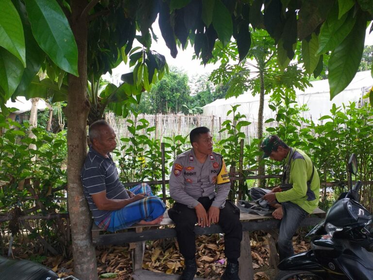 Bhabinkamtibmas Kuripan Ajak Petani Jagaraga Optimalkan Lahan Pekarangan