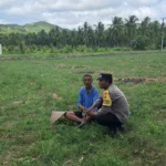 Bhabinkamtibmas Pelangan Gerakkan Warga Tanam Jagung untuk Ketahanan Pangan