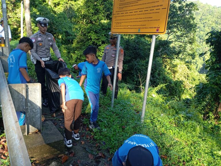 WhatsApp Image 2025-10-17 at 10.46.23